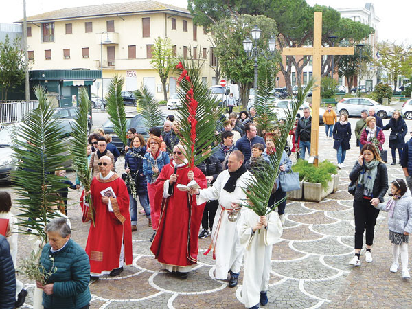 TAGLIO-DI-PO-La-processione